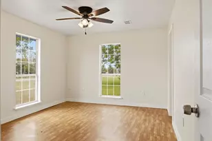 240 Park Meadow Dr, Jarrell, TX 76537 - Photo 17