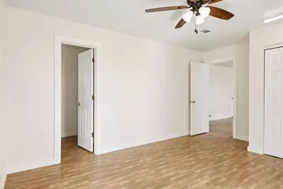 240 Park Meadow Drive, Jarrell, TX 76537 - Photo 15