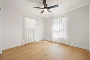 8102 Burrell Dr, Austin, TX 78757 - Photo 19