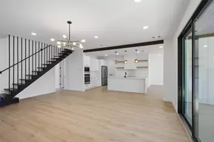 208 Ulupau Cir, Bastrop, TX 78602 - Photo 7
