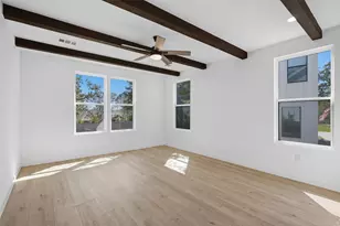 208 Ulupau Cir, Bastrop, TX 78602 - Photo 15