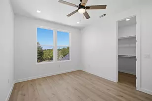 208 Ulupau Cir, Bastrop, TX 78602 - Photo 25