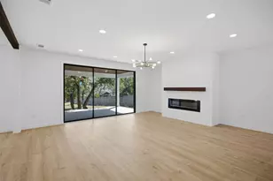 208 Ulupau Cir, Bastrop, TX 78602 - Photo 7