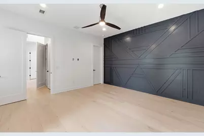 3304 E 17th Street #B, Austin, TX 78721 - Photo 17