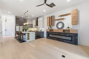3304 E 17th St, Austin, TX 78721 - Photo 7