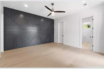 3304 E 17th Street #B, Austin, TX 78721 - Photo 17