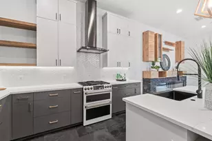 3304 E 17th St, Austin, TX 78721 - Photo 13