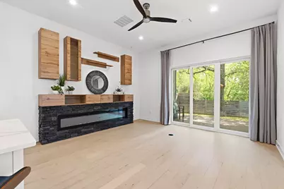 3304 E 17th Street #B, Austin, TX 78721 - Photo 3