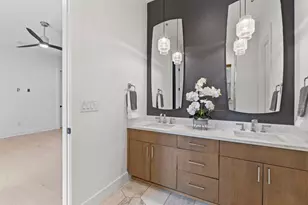3304 E 17th St, Austin, TX 78721 - Photo 21