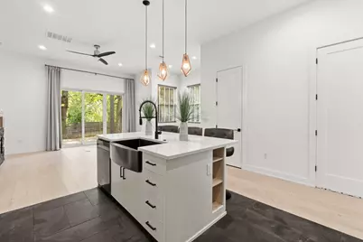 3304 E 17th Street #B, Austin, TX 78721 - Photo 15