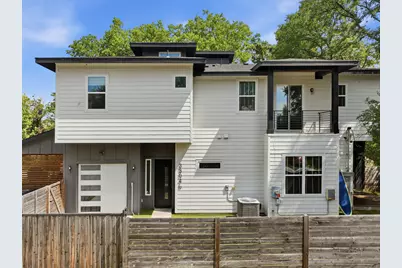3304 E 17th Street #B, Austin, TX 78721 - Photo 1