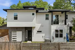 3304 E 17th St, Austin, TX 78721 - Photo 1