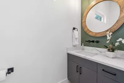 3304 E 17th Street #B, Austin, TX 78721 - Photo 27