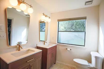 708 Cowal Drive S, Spicewood, TX 78669 - Photo 15