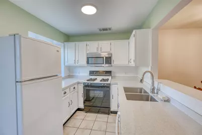 1411 Gracy Farms Lane #41, Austin, TX 78758 - Photo 7