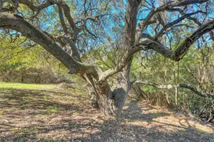 1411 Gracy Farms Ln, Austin, TX 78758 - Photo 29