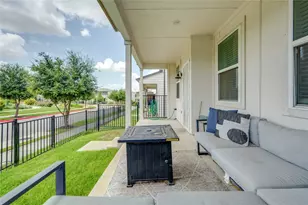 7502 Chesapeake Rail Ln, Austin, TX 78744 - Photo 33