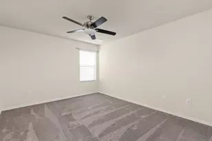 3816 Breckenridge Dr, Austin, TX 78744 - Photo 19