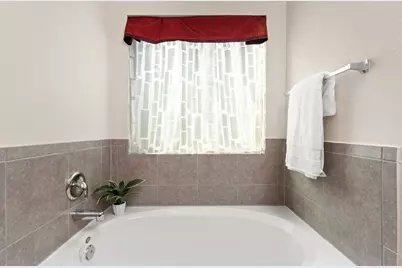 3816 Breckenridge Drive, Austin, TX 78744 - Photo 11