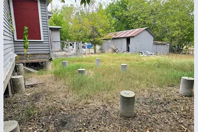 914 Porter &  901 W 5th, Taylor, TX 76574 - Photo 5