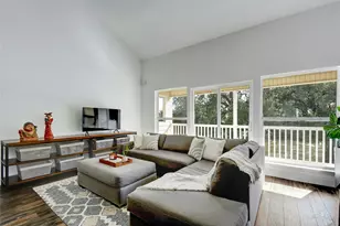 1818 S Lakeshore Blvd, Austin, TX 78741 - Photo 9