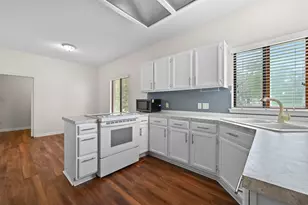 12753 Burson Dr, Manchaca, TX 78652 - Photo 13