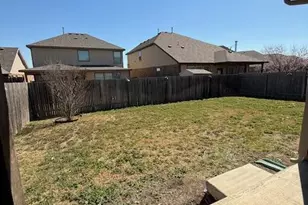 213 Peggy Dr, Liberty Hill, TX 78642 - Photo 23