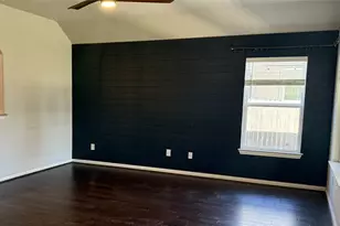213 Peggy Dr, Liberty Hill, TX 78642 - Photo 9