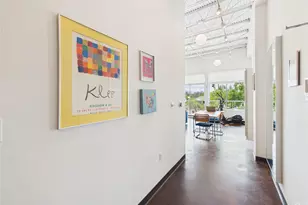 2401 E 6th St, Austin, TX 78702 - Photo 11