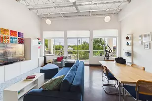 2401 E 6th St, Austin, TX 78702 - Photo 3
