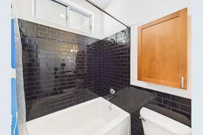 2401 E 6th Street #6095, Austin, TX 78702 - Photo 17