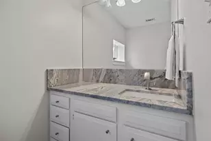 1758 Channel Rd, Austin, TX 78746 - Photo 17