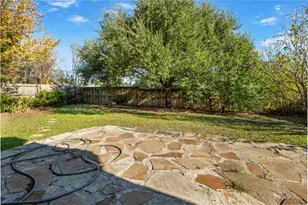 2306 Hayfield Square, Pflugerville, TX 78660 - Photo 35