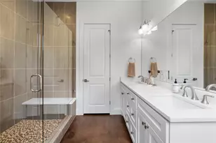 913 Stobaugh St, Austin, TX 78757 - Photo 15