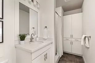 1301 Chicon St, Austin, TX 78702 - Photo 13