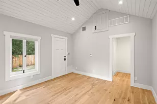 708 Sparks Ave, Austin, TX 78705 - Photo 33