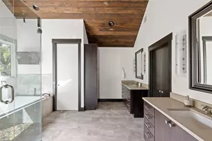 708 Sparks Ave, Austin, TX 78705 - Photo 23