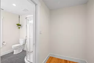 708 Sparks Ave, Austin, TX 78705 - Photo 33