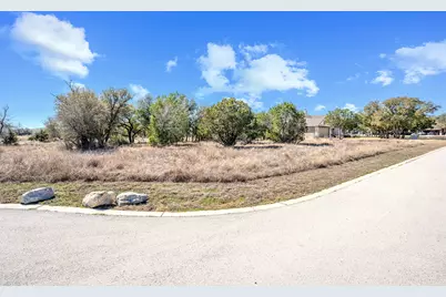 105 Rocky Summit Court, Spicewood, TX 78669 - Photo 13