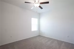 15302 Grenadine Bloom Cv, Del Valle, TX 78617 - Photo 9