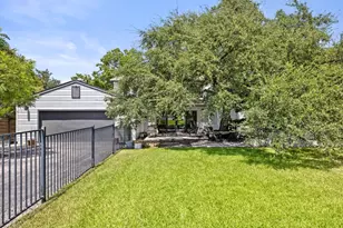 808 Vanguard St, Lakeway, TX 78734 - Photo 31
