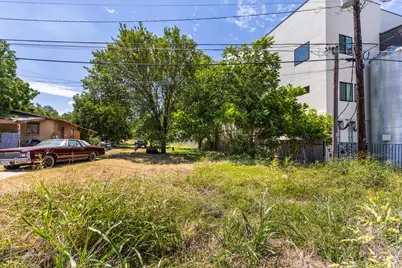 1813 Webberville Road, Austin, TX 78721 - Photo 15