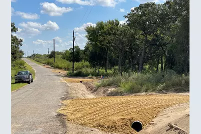 1300 Cypress Trail Loop, Rockdale, TX 76567 - Photo 23