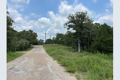 1300 Cypress Trail Loop, Rockdale, TX 76567 - Photo 19