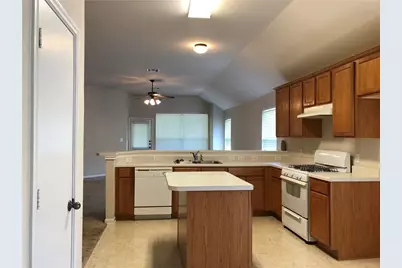 1780 Stone Rim Loop, Buda, TX 78610 - Photo 5