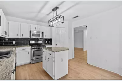 2101 Boxwood Path, Round Rock, TX 78664 - Photo 5