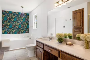 2412 Jones Rd, Austin, TX 78745 - Photo 13