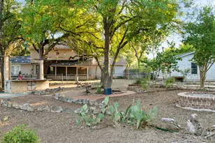 2412 Jones Rd, Austin, TX 78745 - Photo 33
