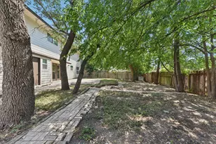 2011 Malvern Hill Dr, Austin, TX 78745 - Photo 21