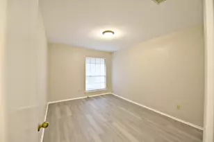 12801 Margit Dr, Austin, TX 78729 - Photo 15